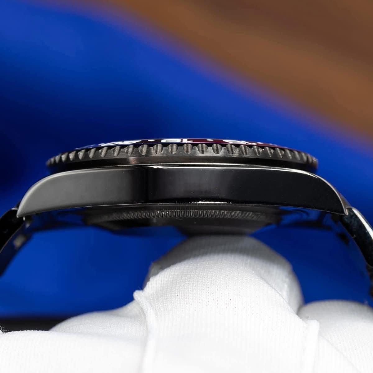 BLAKEN GMT Master I| 40mm 116710 DLC
Coated Blue/Magenta Bezel COMPLETE - Image 13