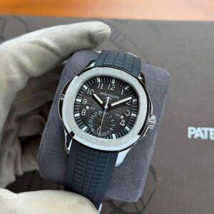 Patek Philippe 5164A Aquanaut Travel Time
40.8mm