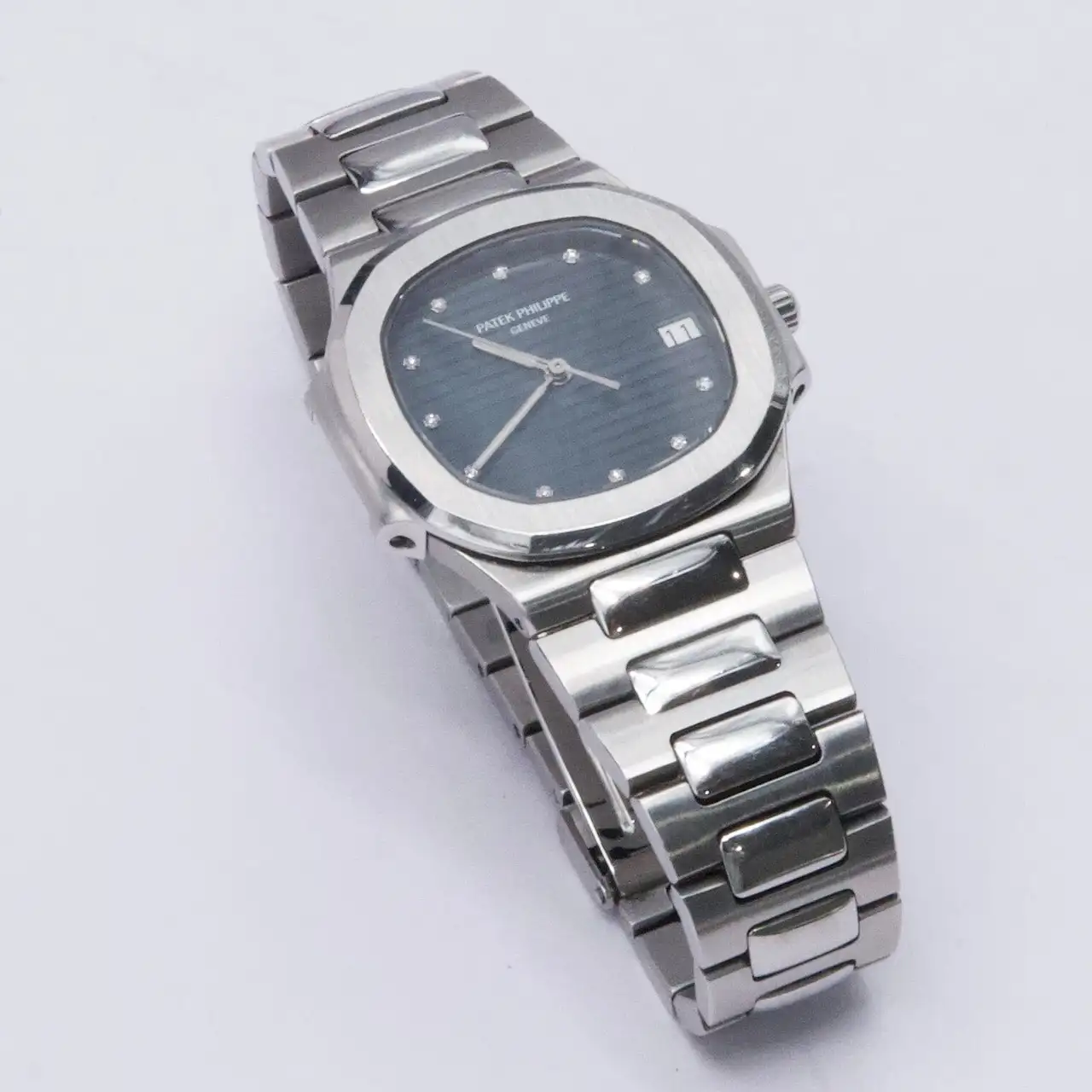 Patek Philippe Nautilus - Image 3